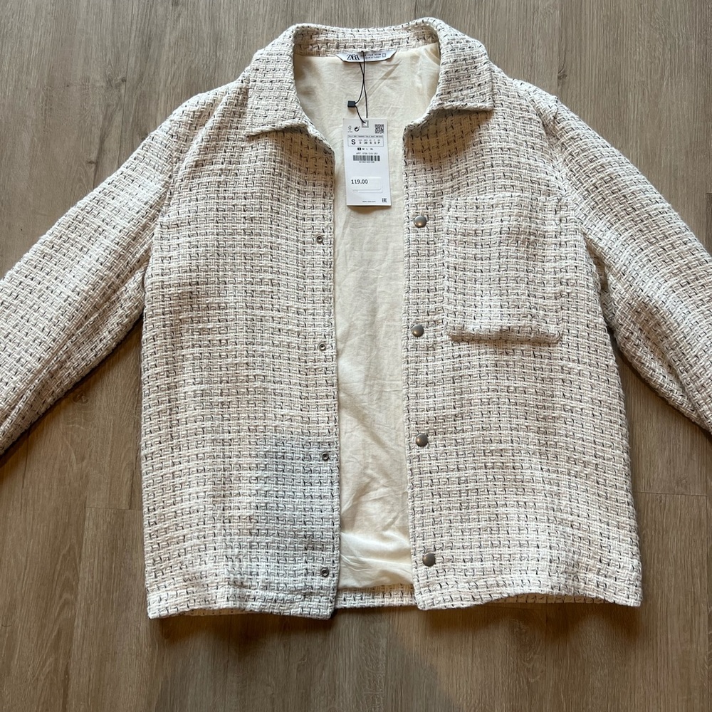 Cream colored Overshirt size small, brand Zara.